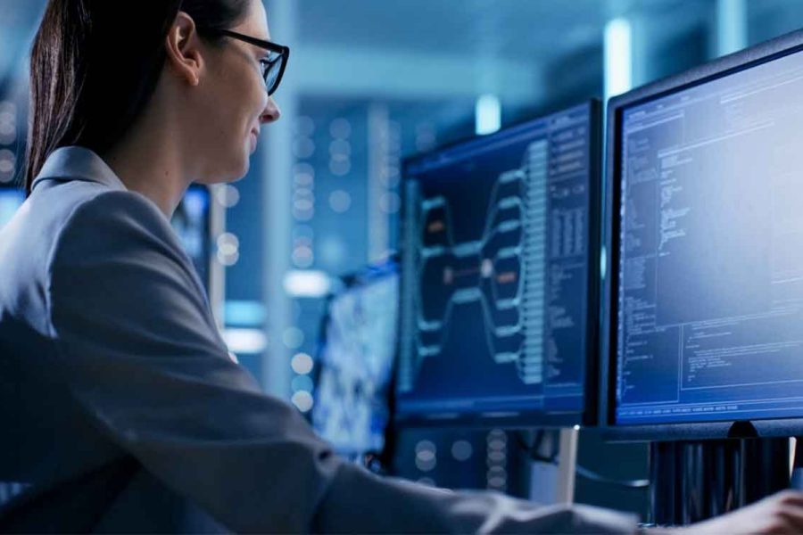 IT expert involved in Managed IT Support
